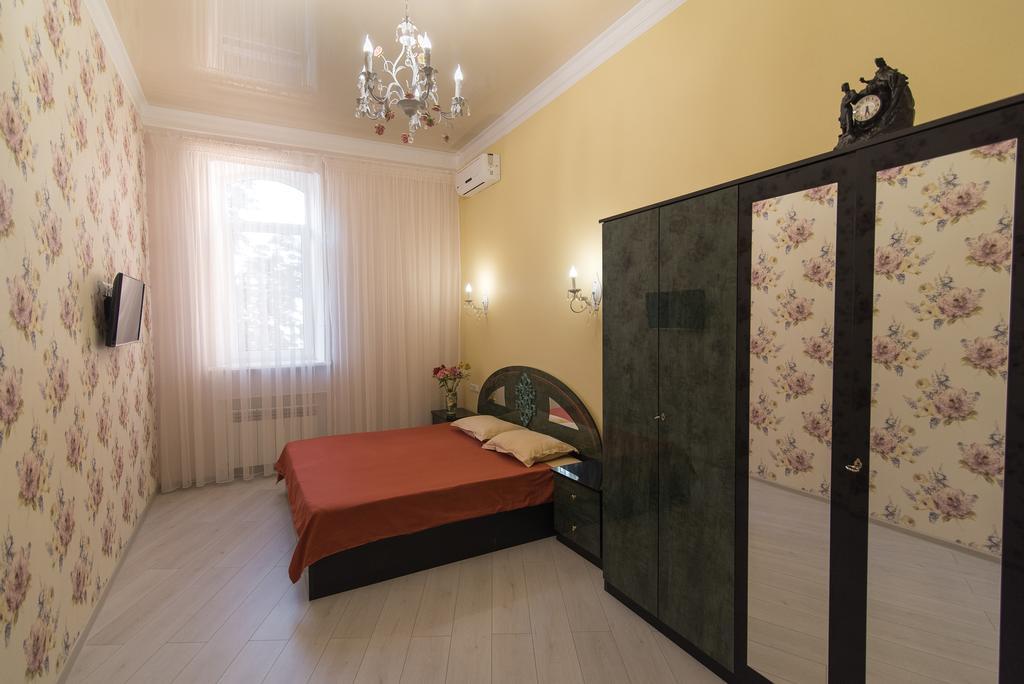 Vip Apartment In The Very Center Of Odessa With Sea View Extérieur photo